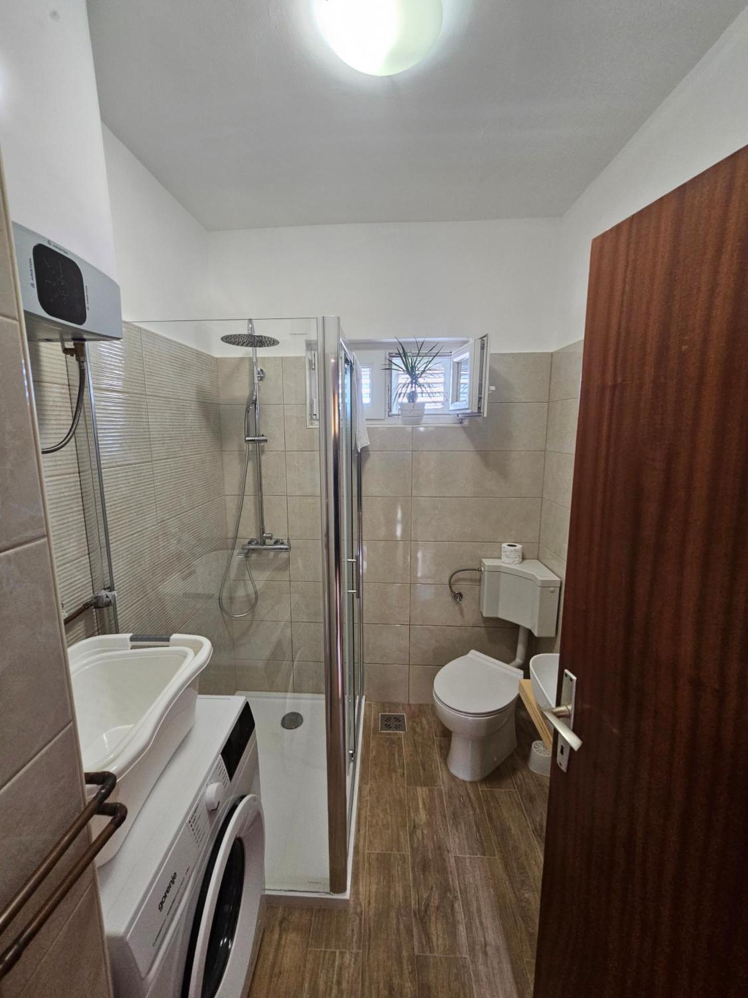 Apartments Tara, Sibenik - Mandalina Екстер'єр фото