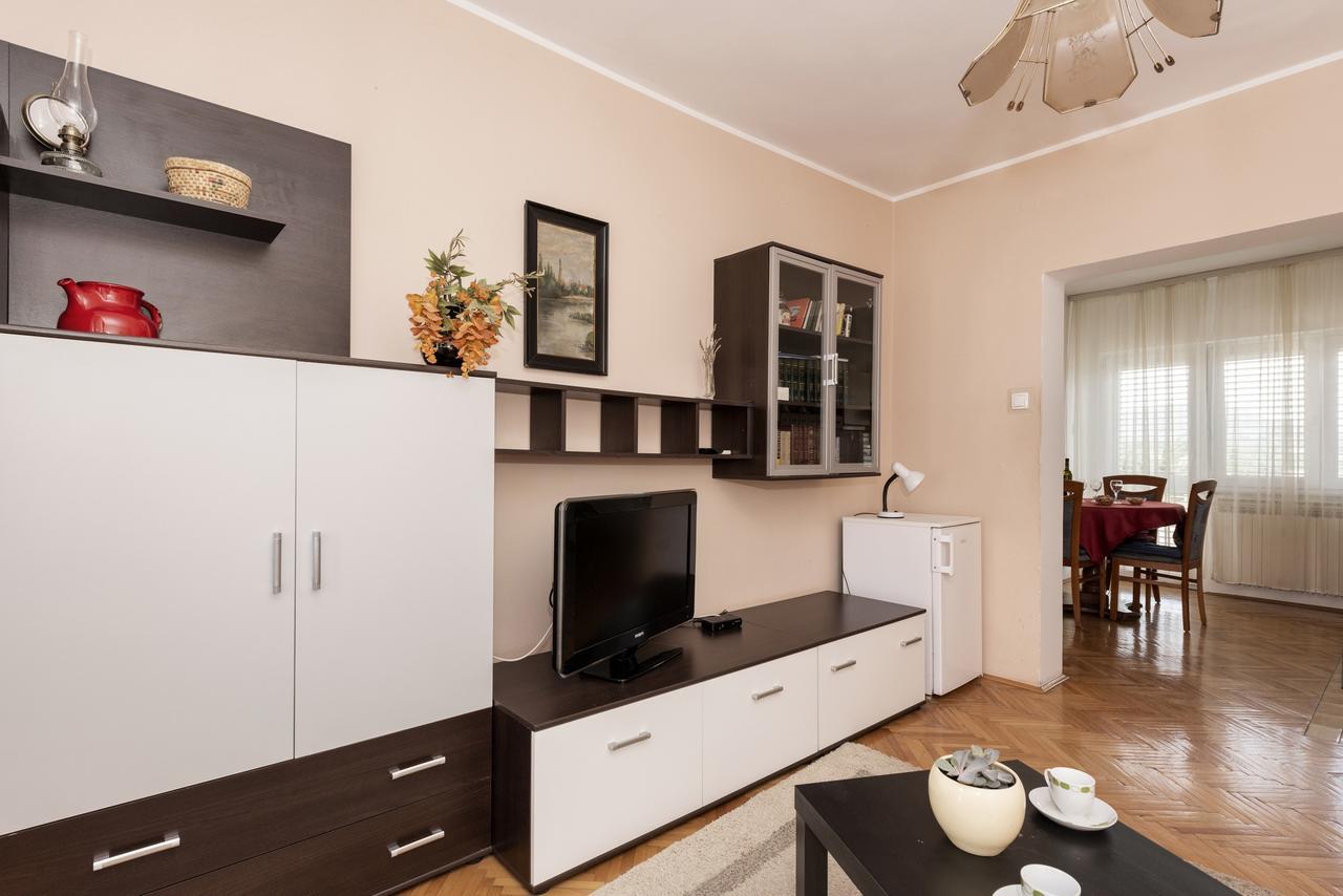 Apartments Tara, Sibenik - Mandalina Екстер'єр фото