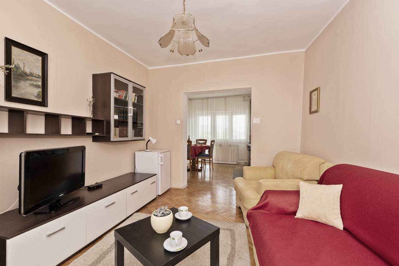 Apartments Tara, Sibenik - Mandalina Екстер'єр фото